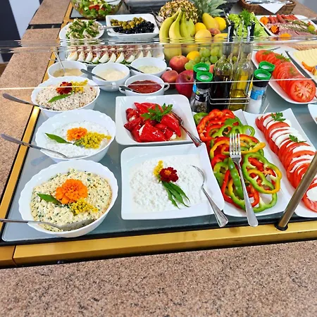 Hotel Dom Pracy Tworczej W Juracie Jurata